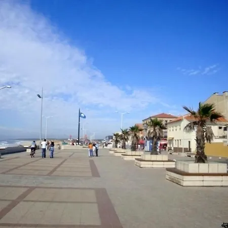 3 Bedrooms House At 150 M Away From The Beach With Furnished Garden And Wifi * Ovar